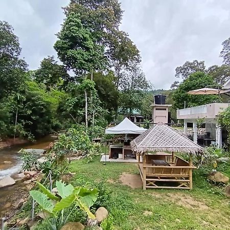 Dango1881Muslim Riverstay Padang Rengas Exterior photo